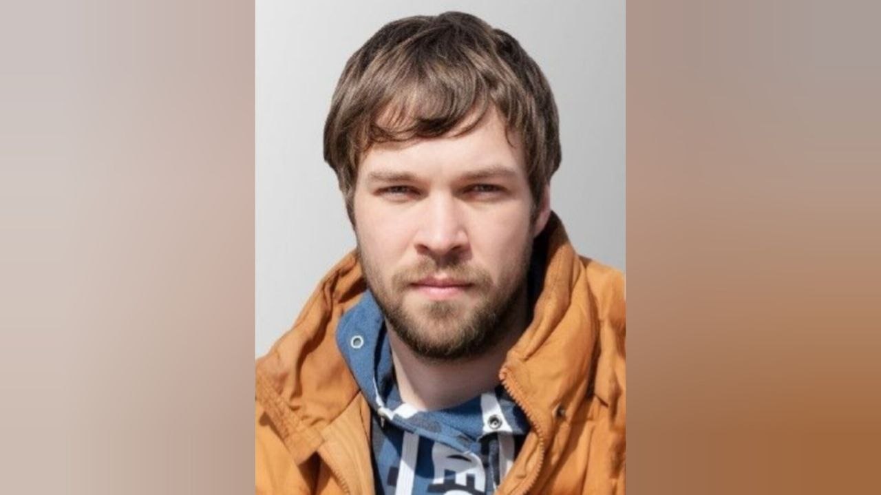 В Саратовской области ищут 30-летнего мужчину в оранжевой куртке, пропавшего в начале апреля